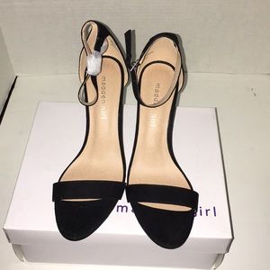 Madden Girl Silky Black